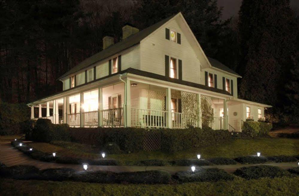 Lovill House Inn Boone Exterior photo